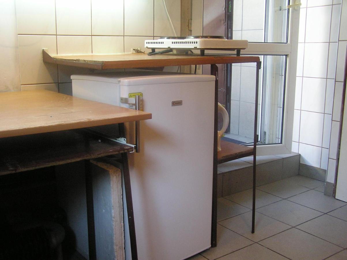 Gasthuis A- Kawalerka Mala Halczyna 9 Do Centrum 6 Przystankow *
